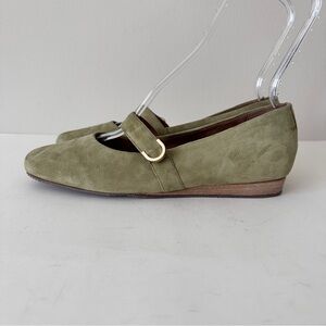 NEW Softwalk Valdivia Olive Green Suede Women's Mary Jane Flats, Sz 9.5M